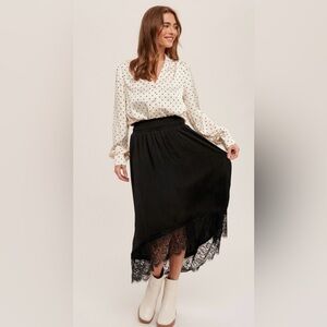 H27. NEW HEM & THREAD Elegant Black Satin Lace Hem Detail Hi-Low Midi Skirt